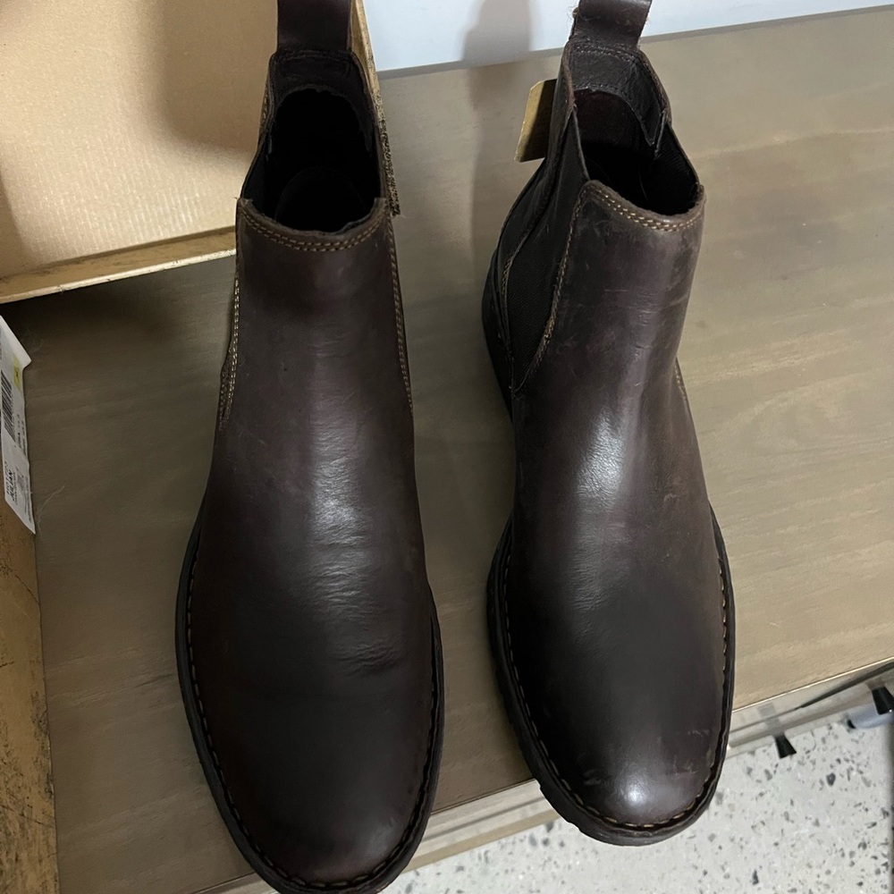 NEW Born Julian Dark Brown Boots